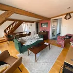 Attic Duplex Lägenhet *